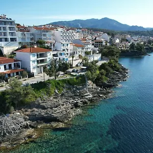 Anemos Seaside Apartment