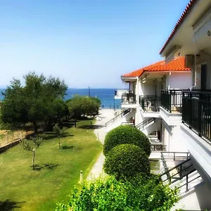 Miramare Неос-Мармарас